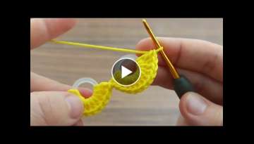 *Super Easy Crochet Blanket For Beginners online Tutorial